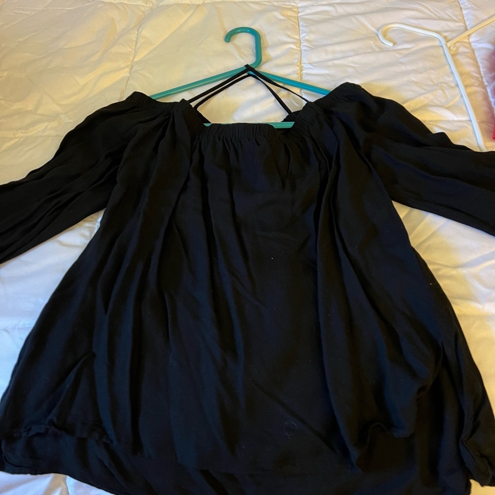 Never worn. Great condition. Great for jeans. Shorts or trousers.